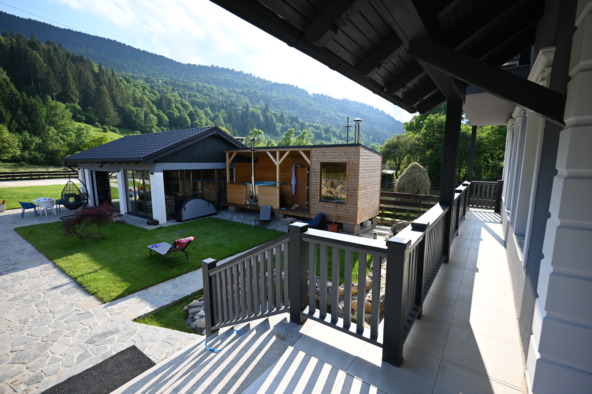 Pensiunea Melovic Retreat